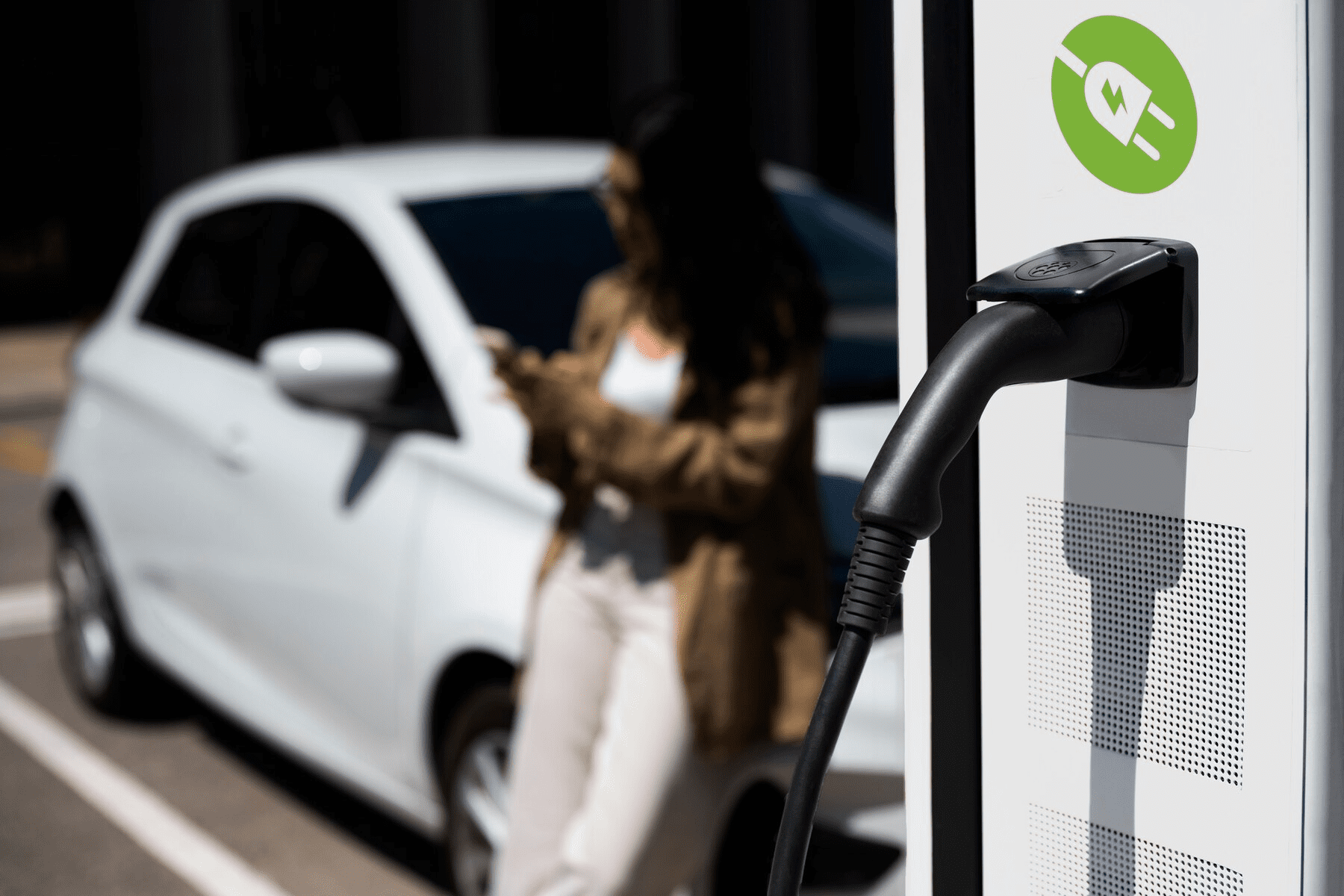 42 электро заправочных станции установит компания MYCHARGE в 2024 году